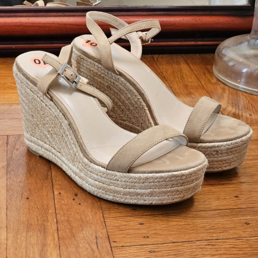 NWT Charles By Charles David Neutral Open Toe Espadrille Platform Wedge Sandals,